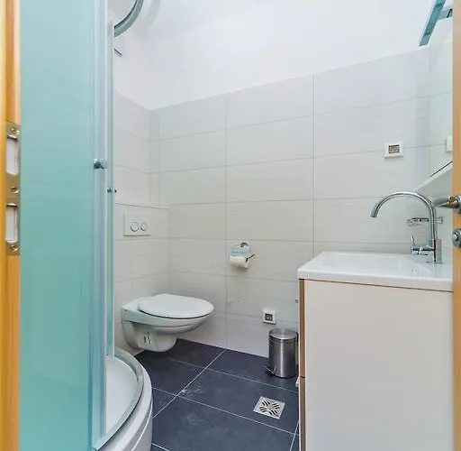 Casa Blanca Y * 슬라노