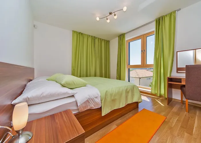 아파트 Casa Blanca Y *